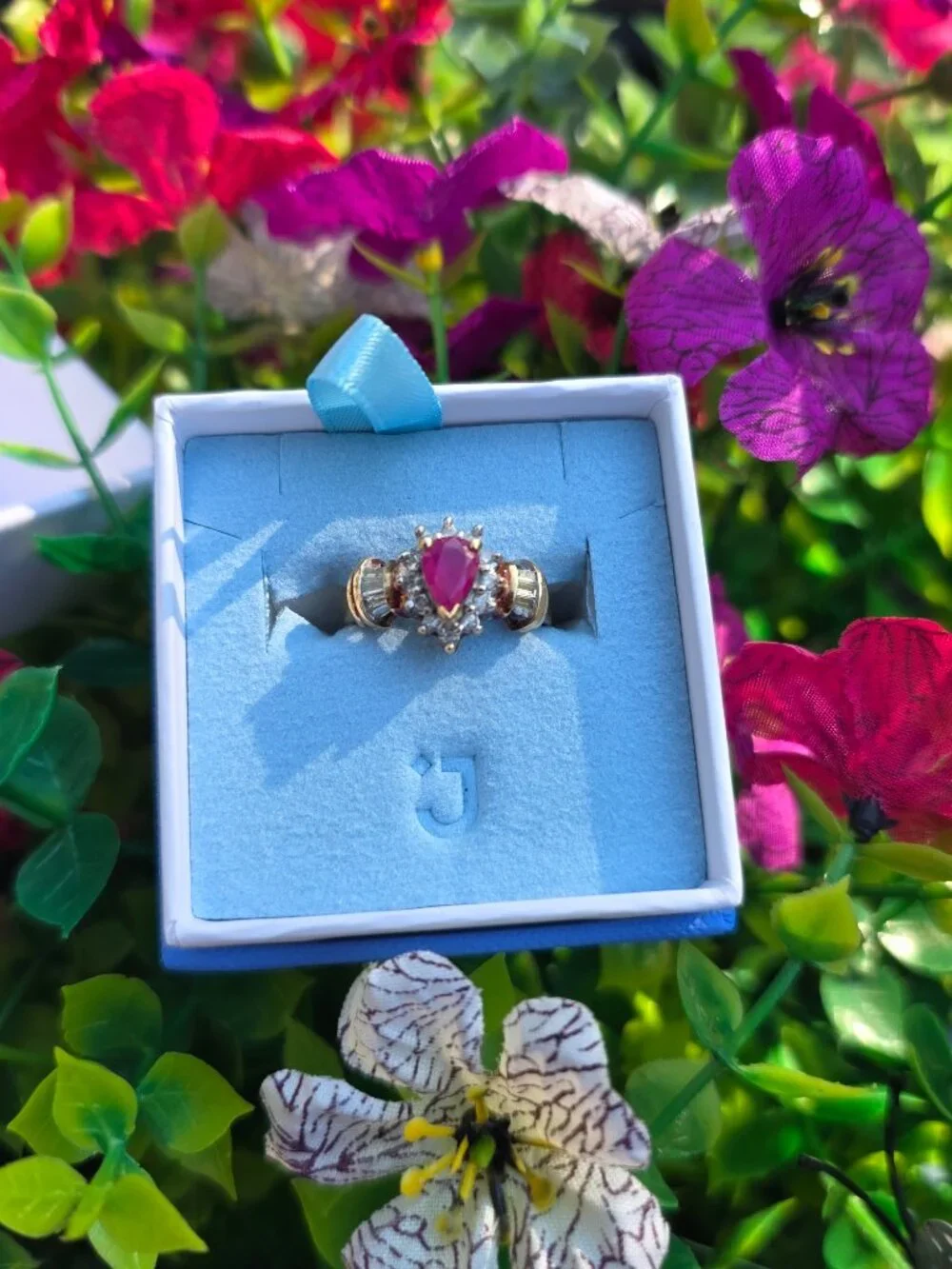 ring - Picture 2 of 4